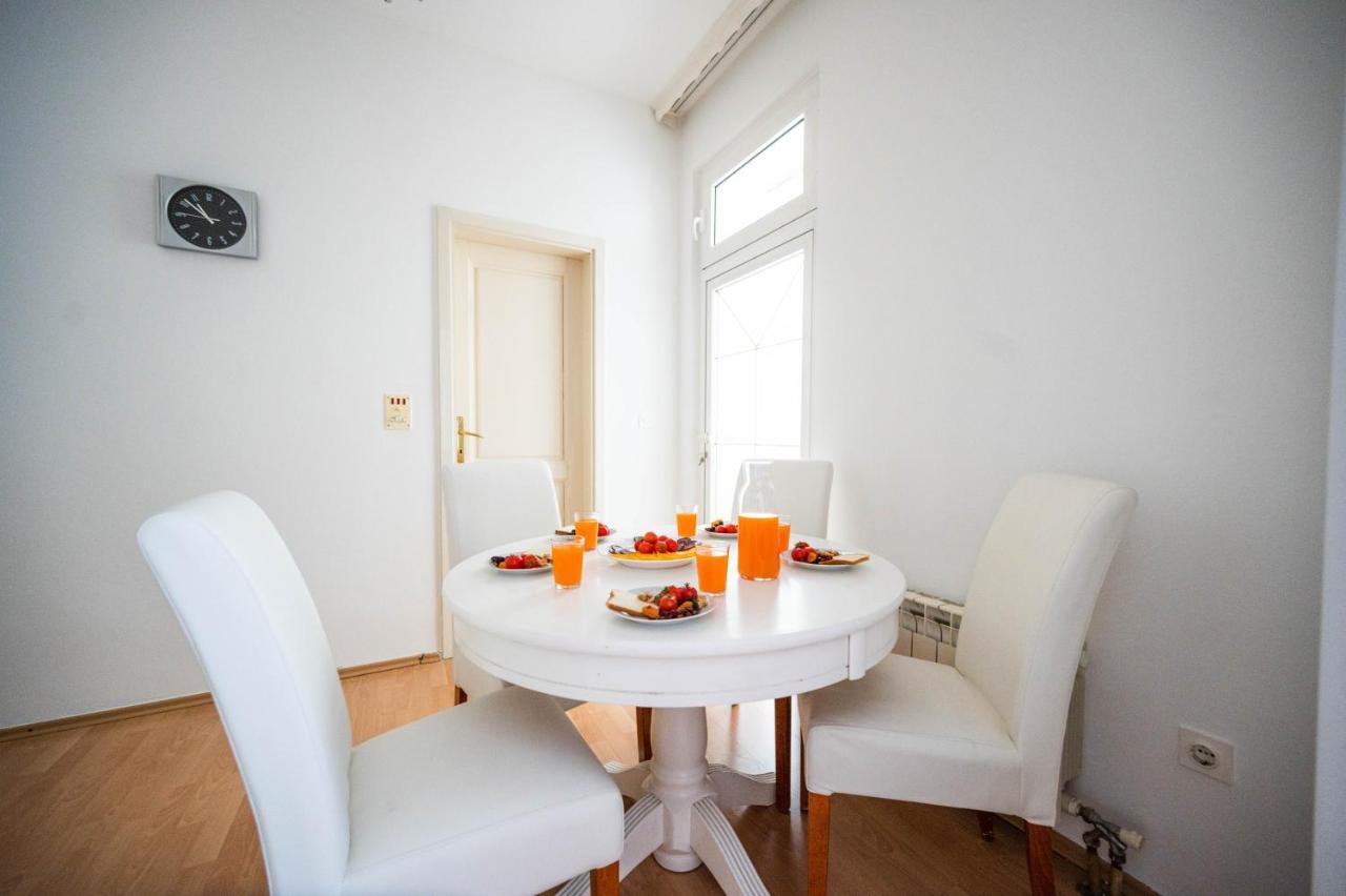 Bright And Modern 1Bdr Apartment In The Center SJJ Esterno foto