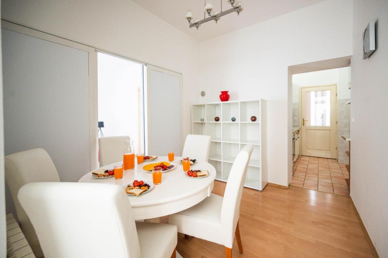 Bright And Modern 1Bdr Apartment In The Center SJJ Esterno foto