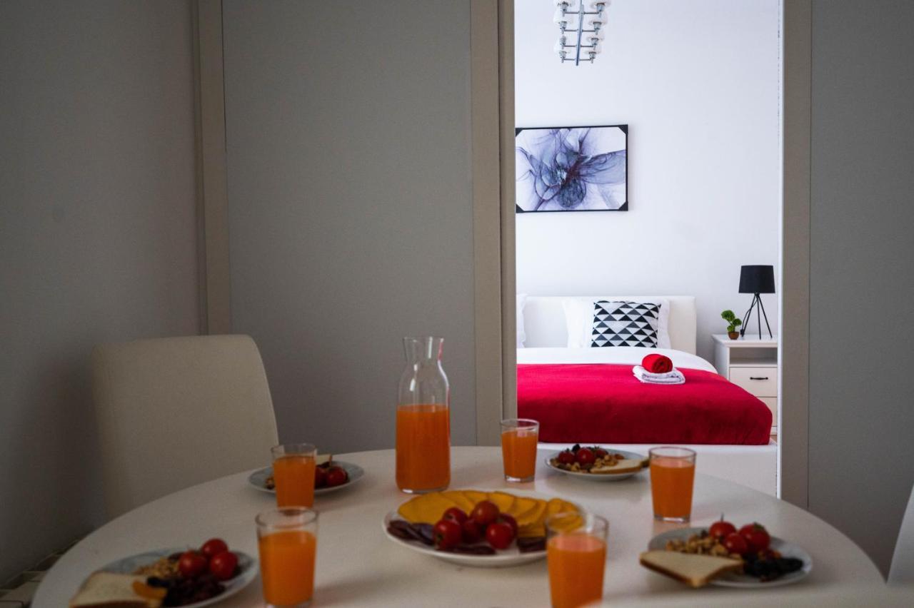 Bright And Modern 1Bdr Apartment In The Center SJJ Esterno foto